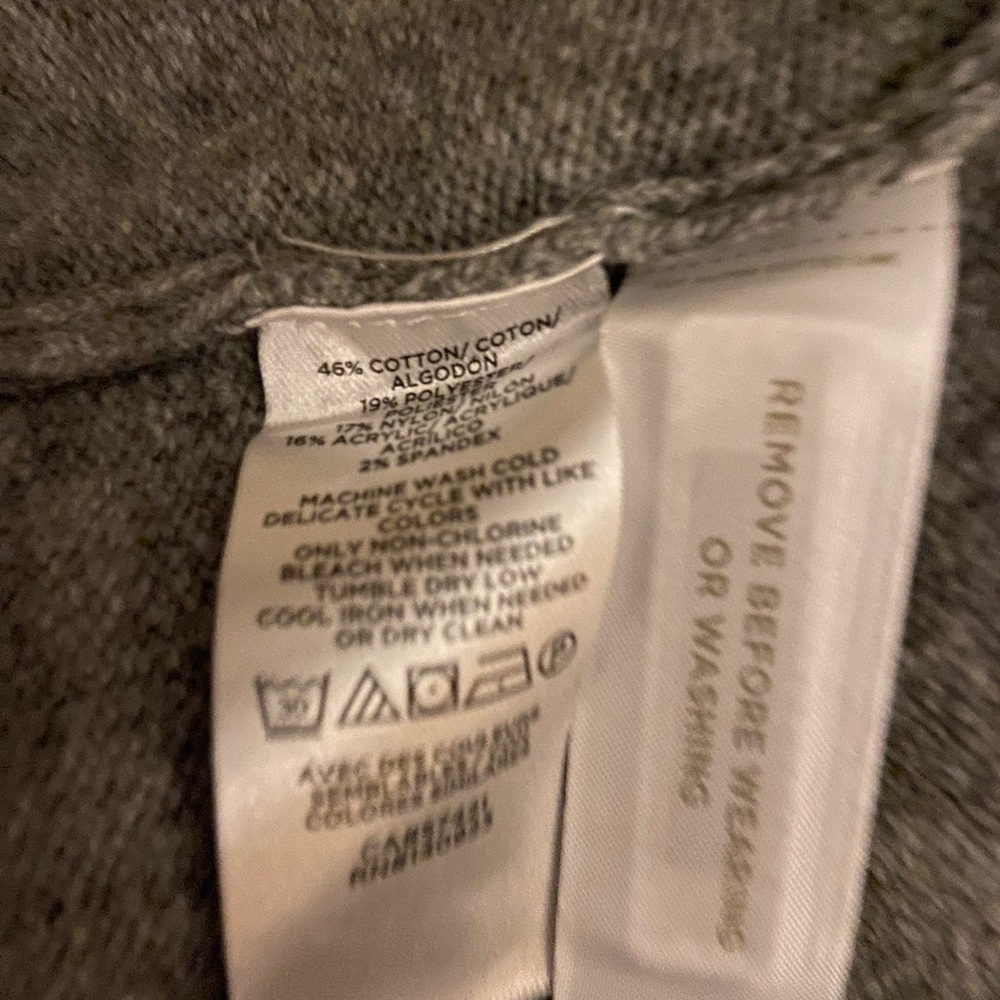 Gray Heart Pattern Sweater - image 3